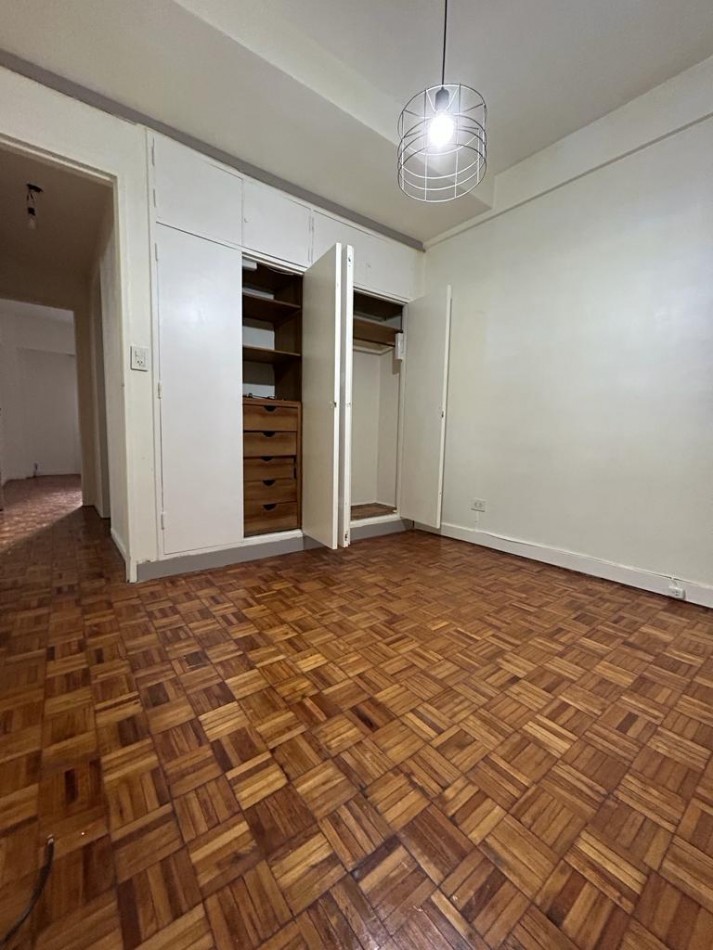 DEPARTAMENTO 3 AMBIENTES CON AMPLIO BALCON AL FRENTE PARA USO PROFESIONAL O VIVIENDAS 