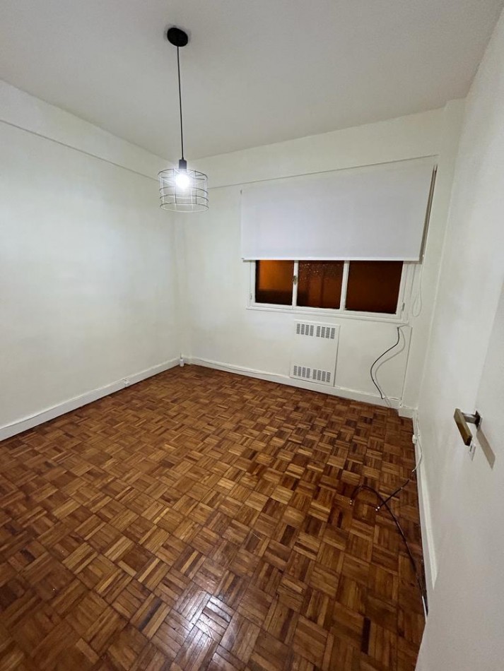 DEPARTAMENTO 3 AMBIENTES CON AMPLIO BALCON AL FRENTE PARA USO PROFESIONAL O VIVIENDAS 