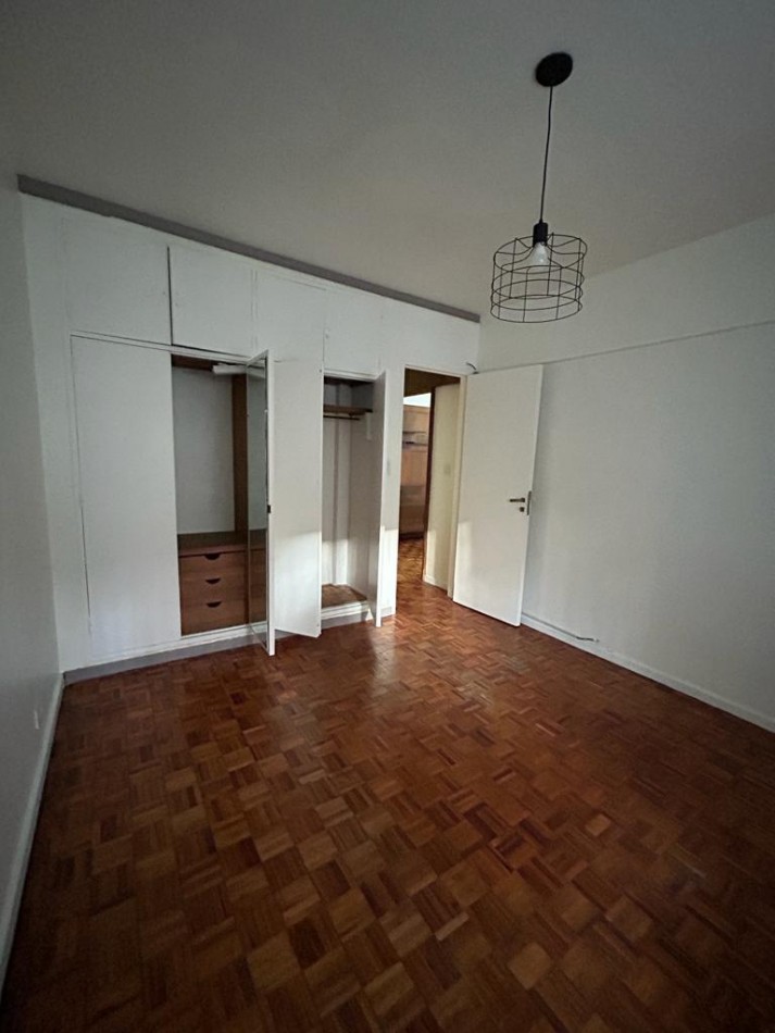 DEPARTAMENTO 3 AMBIENTES CON AMPLIO BALCON AL FRENTE PARA USO PROFESIONAL O VIVIENDAS 