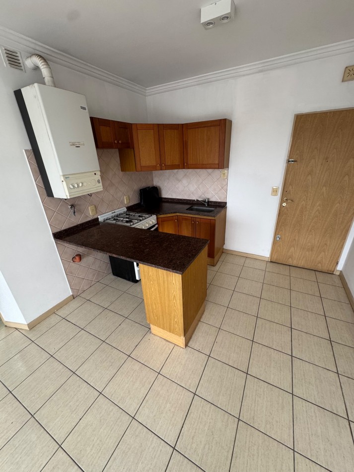 DEPARTAMENTO DOS AMBIENTES CON BALCON EN MUÑIZ