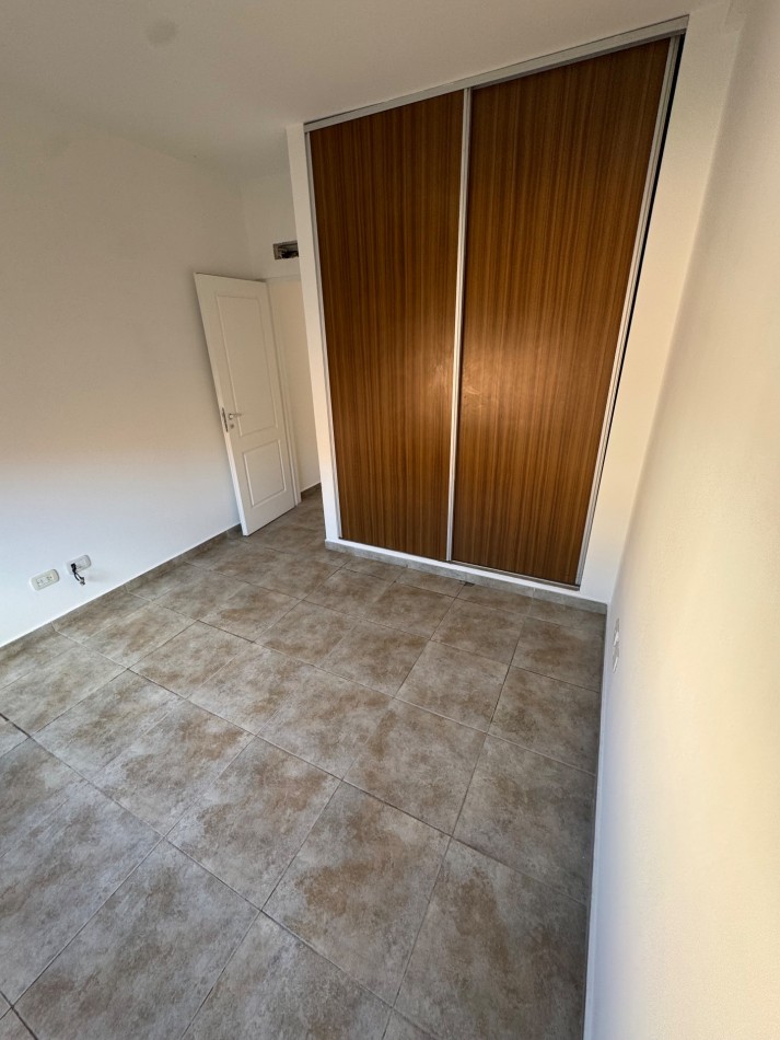 DEPARTAMENTO DOS AMBIENTES CON COCHERA EN ALQUILER EN MUÑIZ