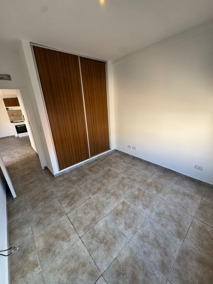 DEPARTAMENTO DOS AMBIENTES CON COCHERA EN ALQUILER EN MUÑIZ