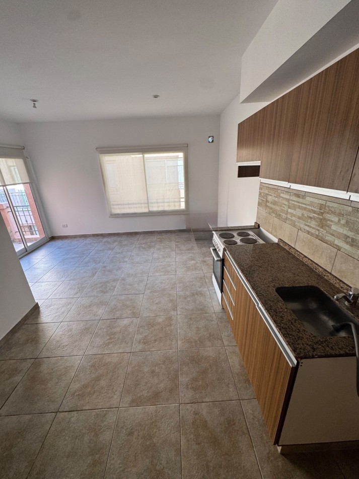 DEPARTAMENTO DOS AMBIENTES CON COCHERA EN ALQUILER EN MUÑIZ