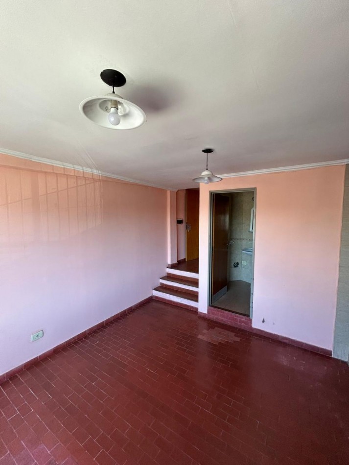 DEPARTAMENTO MONOAMBIENTE EN ALQUILER EN EL CENTRO DE JOSE C PAZ 