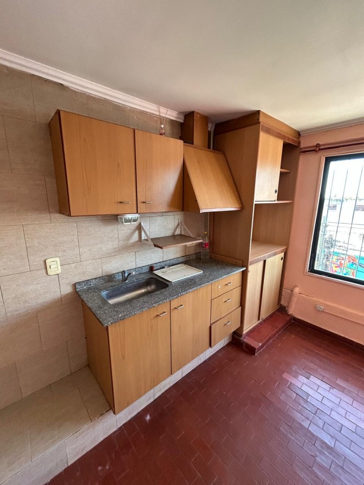 DEPARTAMENTO MONOAMBIENTE EN ALQUILER EN EL CENTRO DE JOSE C PAZ 
