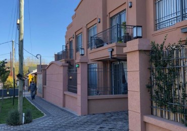 DEPARTAMENTO 2 AMBIENTES CON BALCON Y COCHERA 