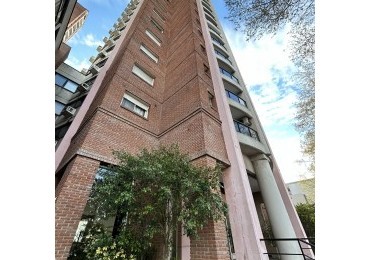 DEPARTAMENTO DOS AMBIENTES CON  COCINA SEPARADA Y BALCON