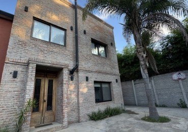ALQUILER CASA DE 5 AMBIENTES CON GALERIA, PARRILLA Y PILETA EN BARRIO CERRADO LAS CORTADERAS